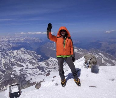 Alpinist from Turkmenistan Alekper Ahmedov conquers Elbrus for the seventh time
