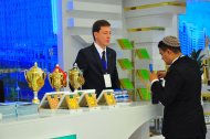 Фоторепортаж: Открытие Международной выставки, посвященной 25-летию нейтралитета Туркменистана