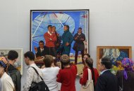 Фоторепортаж с выставки к 100-летию народного художника Туркменистана Иззата Клычева