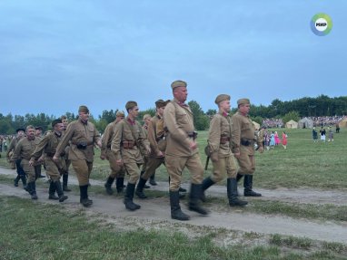 In the Brest Fortress, reenactors recreated the first battles of the Great Patriotic War and the defense of the citadel