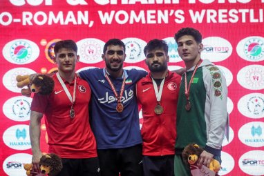 Turkmen wrestler Alp Arslan Begenjov won bronze at the international “Champions” tournament in Antalya