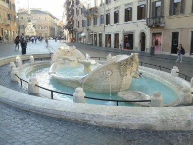 Вандалам в Италии грозят штрафы до 60 тысяч евро за порчу исторических памятников