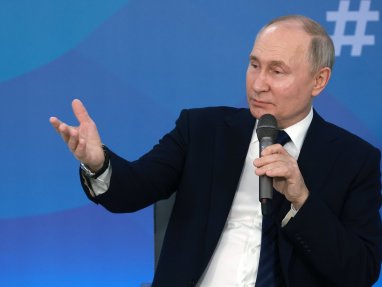 Putin talyplara nädip köp gazanmalydygyny maslahat berdi