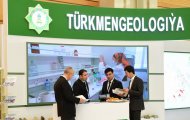 «Türkmenistanyň nebiti we gazy — 2022» atly halkara maslahaty we sergisinden fotoreportaž