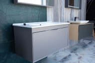 The secrets of a stylish bathroom: furniture from NG Kutahya