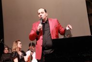 Фоторепортаж: Концерт «Эффект Моцарта» в Ашхабаде