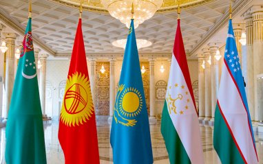 Türkmenistan howanyň üýtgemegi bilen bagly ilkinji ýokary derejeli sebitleýin syýasy dialoga gatnaşdy