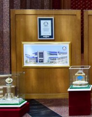 Photoreport: Exhibition at the State Museum dedicated to the day of Ashgabat