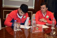 Meeting of representatives of FC Altyn Asyr and FC Istiklol before of the 2019 AFC Cup match 