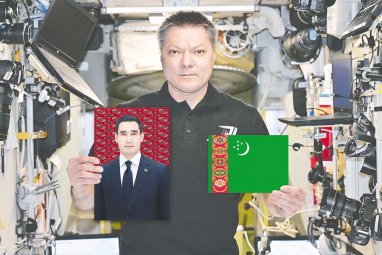 Kosmonawt O.Kononenko Türkmenistany Garaşsyzlyk güni bilen gutlady