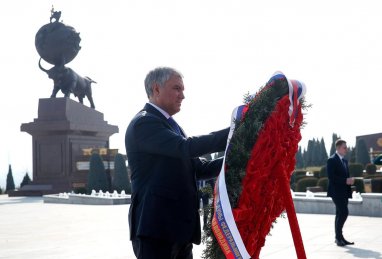 Vyacheslav Volodin visited the “People's Memory” memorial in Ashgabat
