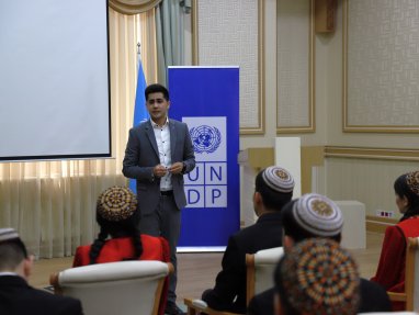 UNDP and IIR Ministry of Foreign Affairs of Turkmenistan launched a series of educational sessions TurkmenYouth4SDGs