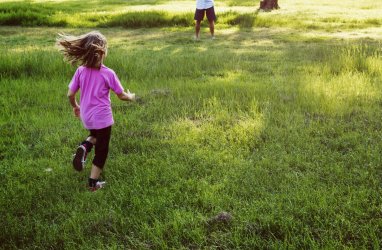 Proximity to parks and other green areas helps children strengthen their bones
