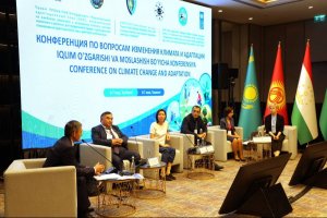 Türkmen heyeti, Taşkent'te düzenlenen uluslararası ekoloji konferansına katıldı