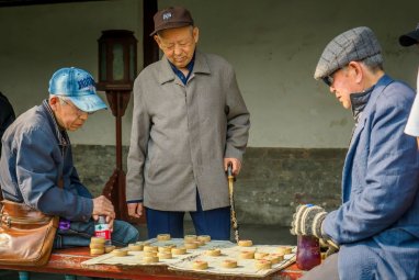 China to Raise Retirement Age