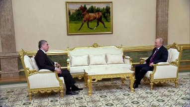 Gurbanguly Berdimuhamedow Aşgabatda Wladimir Putin bilen duşuşdy