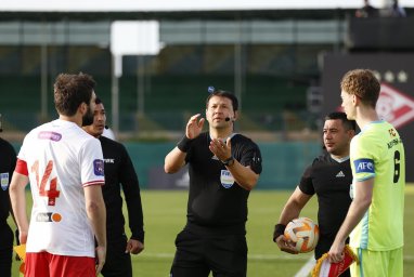 Football referees from Turkmenistan held a series of international matches at training camps in the UAE