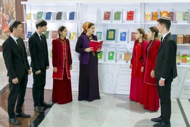 В Туркменистане пройдет творческий конкурс для молодежи
