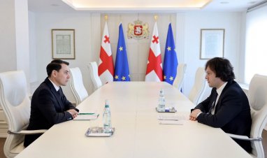 Türkmenistan'ın Gürcistan Büyükelçisi, Gürcistan Başbakanı ile görüştü