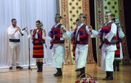 Румынский ансамбль «Трансильвания» выступил в киноконцертном центре «Ватан»