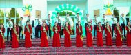 Mekdep bilen hoşlaşyk: Türkmenistanda uçurymlar üçin soňky jaň ýaňlandy