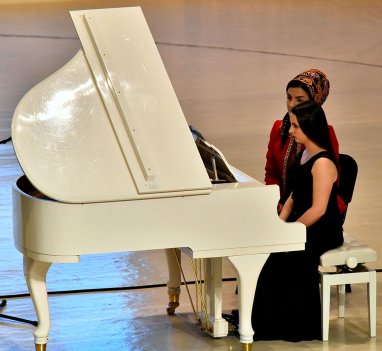 Aşgabatda türkmen-italýan pianinoçylarynyň konserti geçiriler