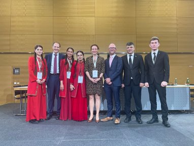 Туркменские студенты впервые приняли участие в конкурсе по международному коммерческому арбитражу в Вене
