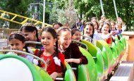 Фоторепортаж: В Туркменистане отметили Международный день защиты детей