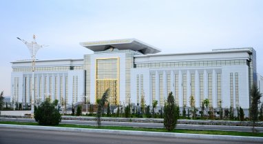 Туркменистан и Китай договорились сотрудничать в упрощении таможенных процедур