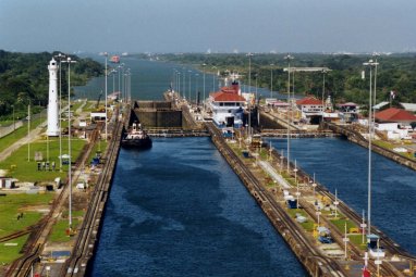 Панамский канал ограничит пропуск судов из-за снижения уровня воды