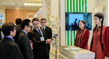 What international exhibitions will be held in Ashgabat in November