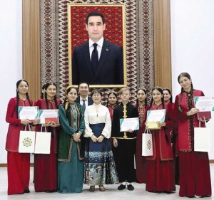 An oratory competition in Chinese was held for the first time in Turkmenistan