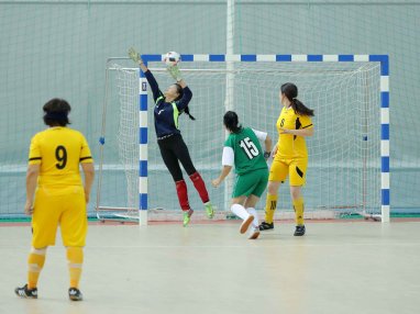 В Туркменистане пройдет турнир по футзалу среди женских команд