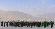 В Туркменистане прошла торжественная церемония открытия города Аркадаг 