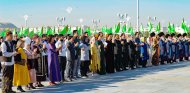 Фоторепортаж: в Туркменабате открылся международный фестиваль ремесленников и мастеров прикладного искусства
