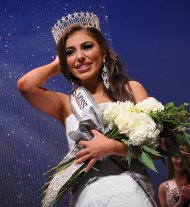 Уроженка Ашхабада Нарине Ишханова  - Мисс Юта США 