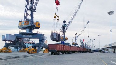 Мягкие контейнеры – новая услуга Международного морского порта в Туркменбаши