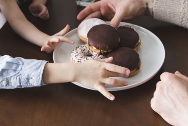 Переизбыток сахара в рационе ребенка: скрытая угроза здоровью