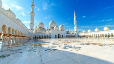 Oriental mosques: 7 unique examples of architecture of the Islamic world