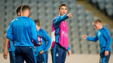 Ronaldo we Ibrahimowiçden täze rekordlara garaşylýar