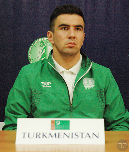 Капитан сборной Туркменистана Ахмеду Атаеву.